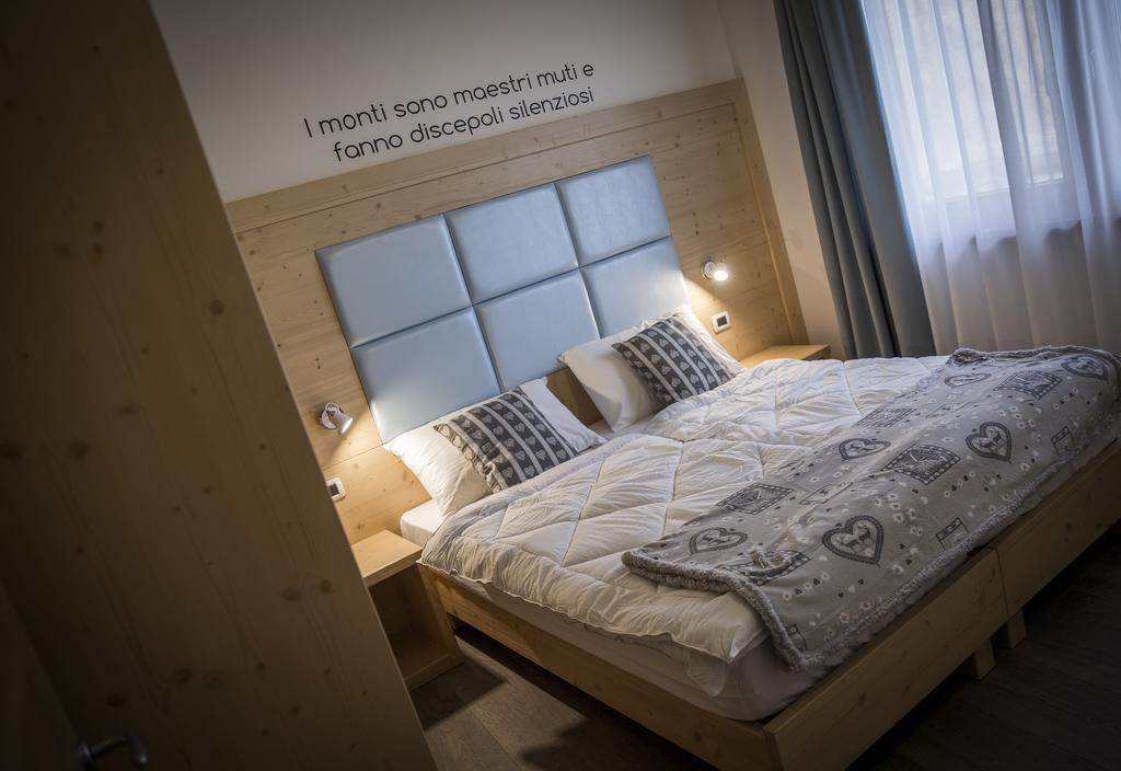 Aparthotel Dolomites Living&Relax Commezzadura Eksteriør billede