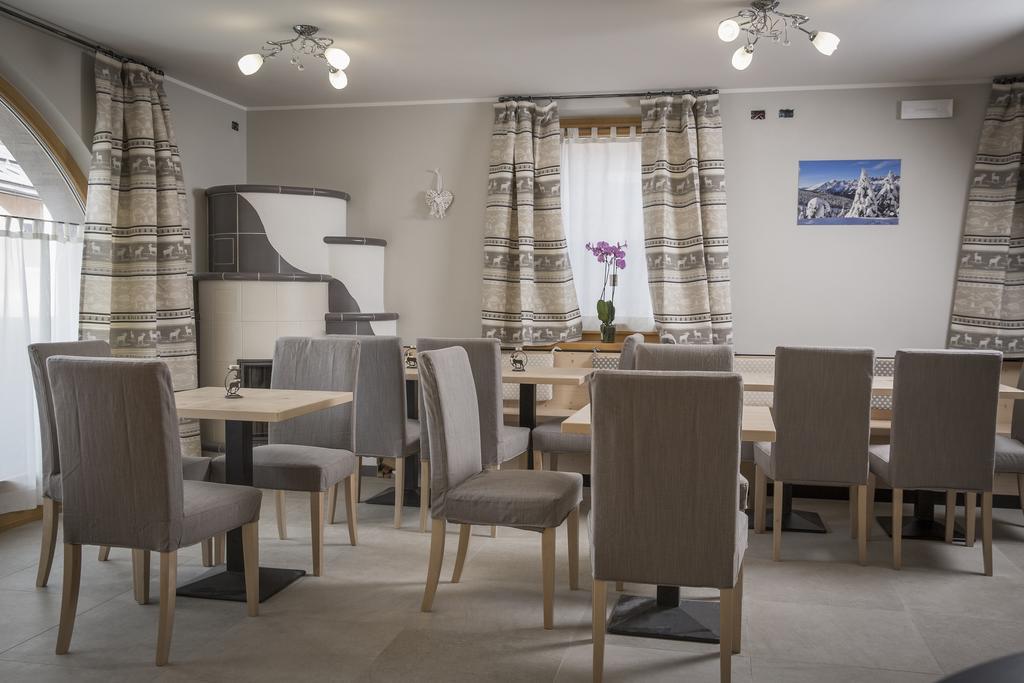 Aparthotel Dolomites Living&Relax Commezzadura Eksteriør billede